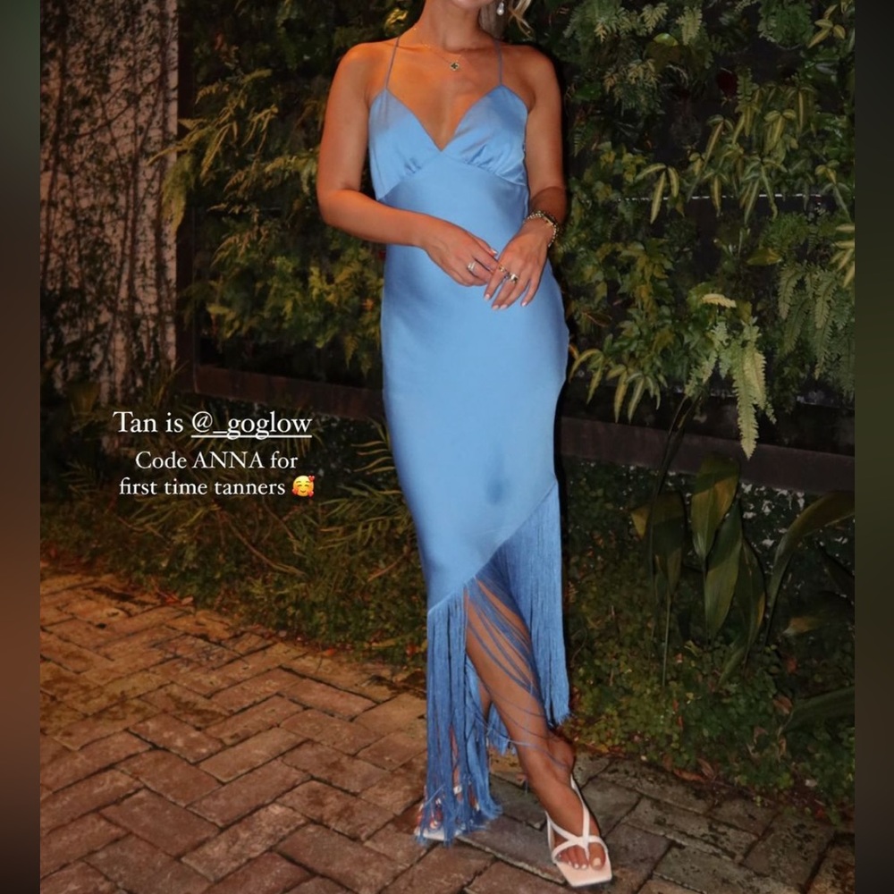 saylor haverne dress